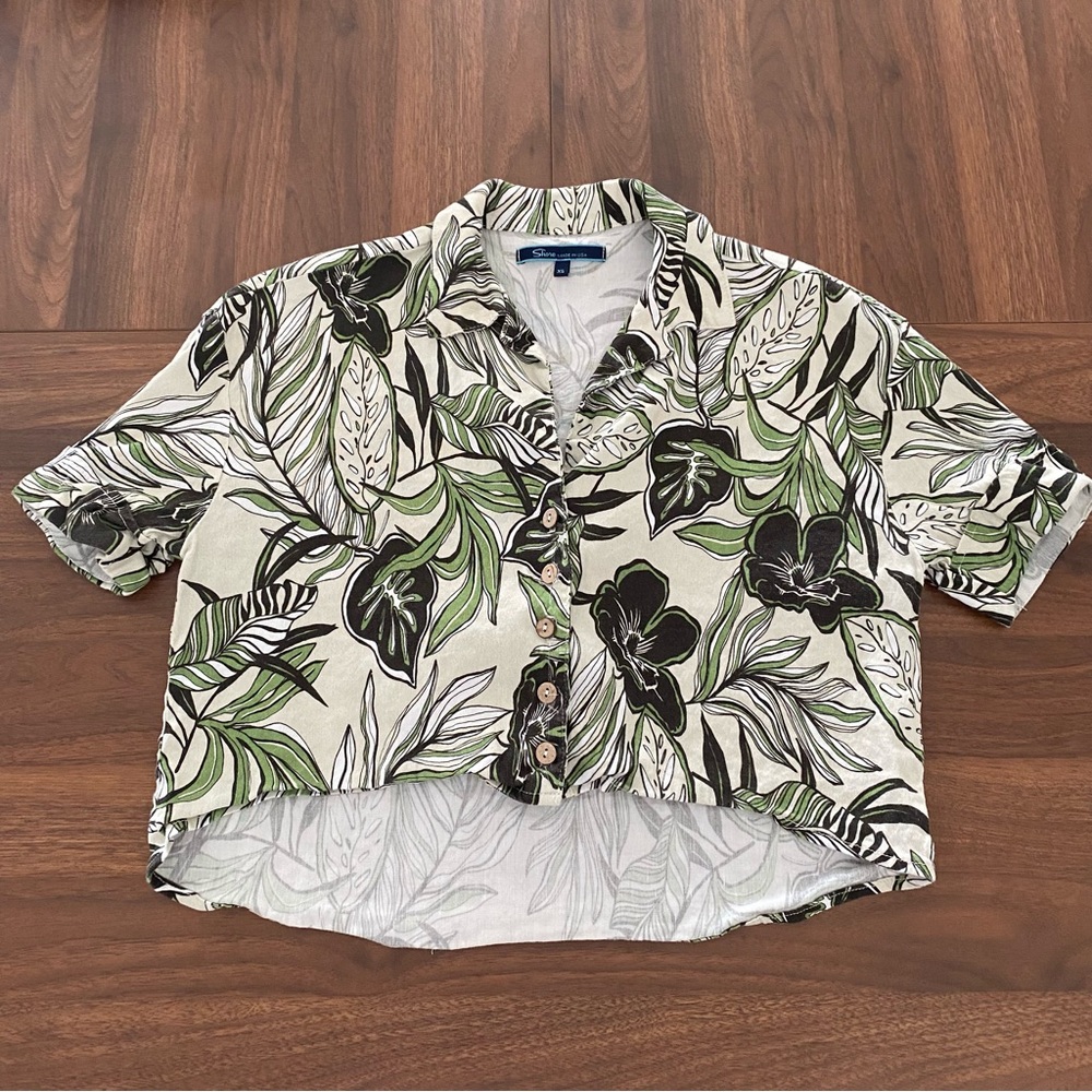 Shore Tropical Leaf Print Cropped Shirt